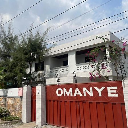 Omanye Lodge Accra Ngoại thất bức ảnh