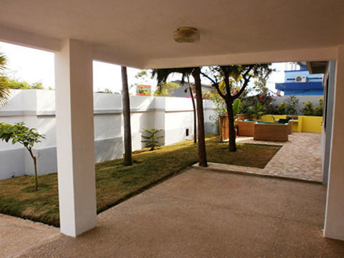 Omanye Lodge Accra Ngoại thất bức ảnh